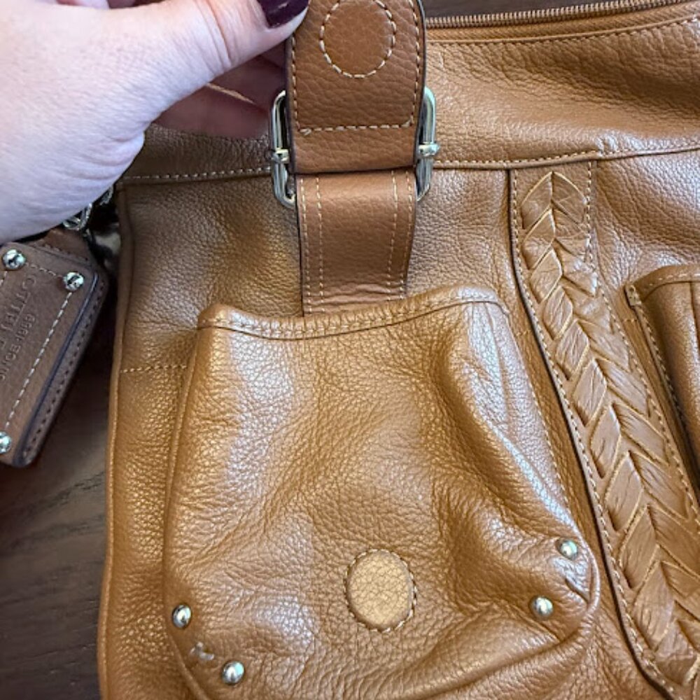 Tiganaello Shoulder/Crossbody Leather Bag - Cognac - Picture 8 of 15